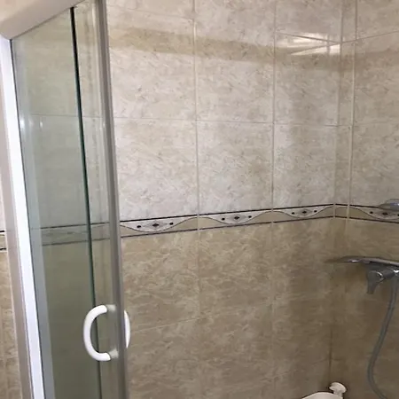 شقة Tiara